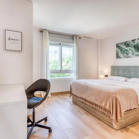 Hanami Puerta Del Mar 20 إِستيبونا